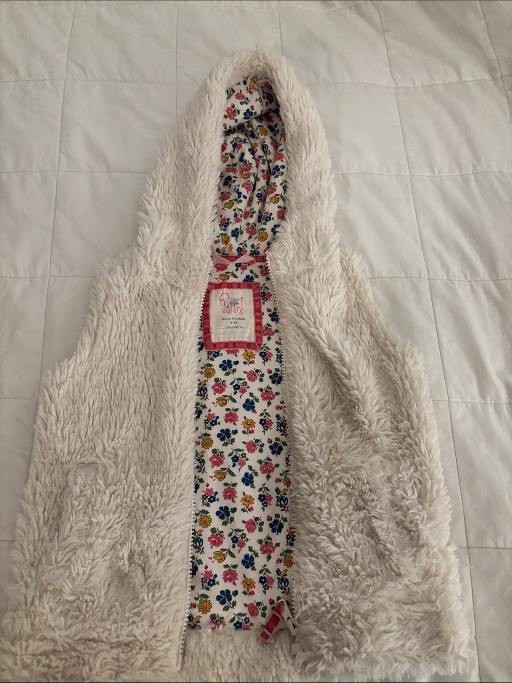 Mini Boden Sz 3T 4T Kids Plush Hooded Vest with Floral Lining - Cream like new